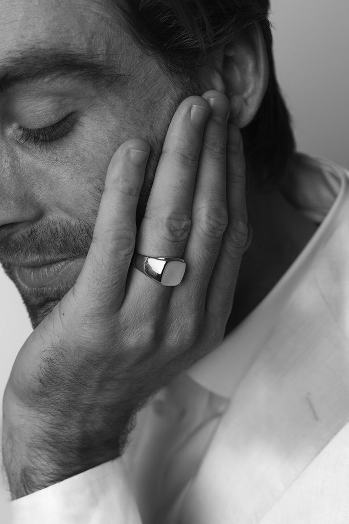 The Perfect Gift for Father’s Day: The Heist Men’s Signet Ring