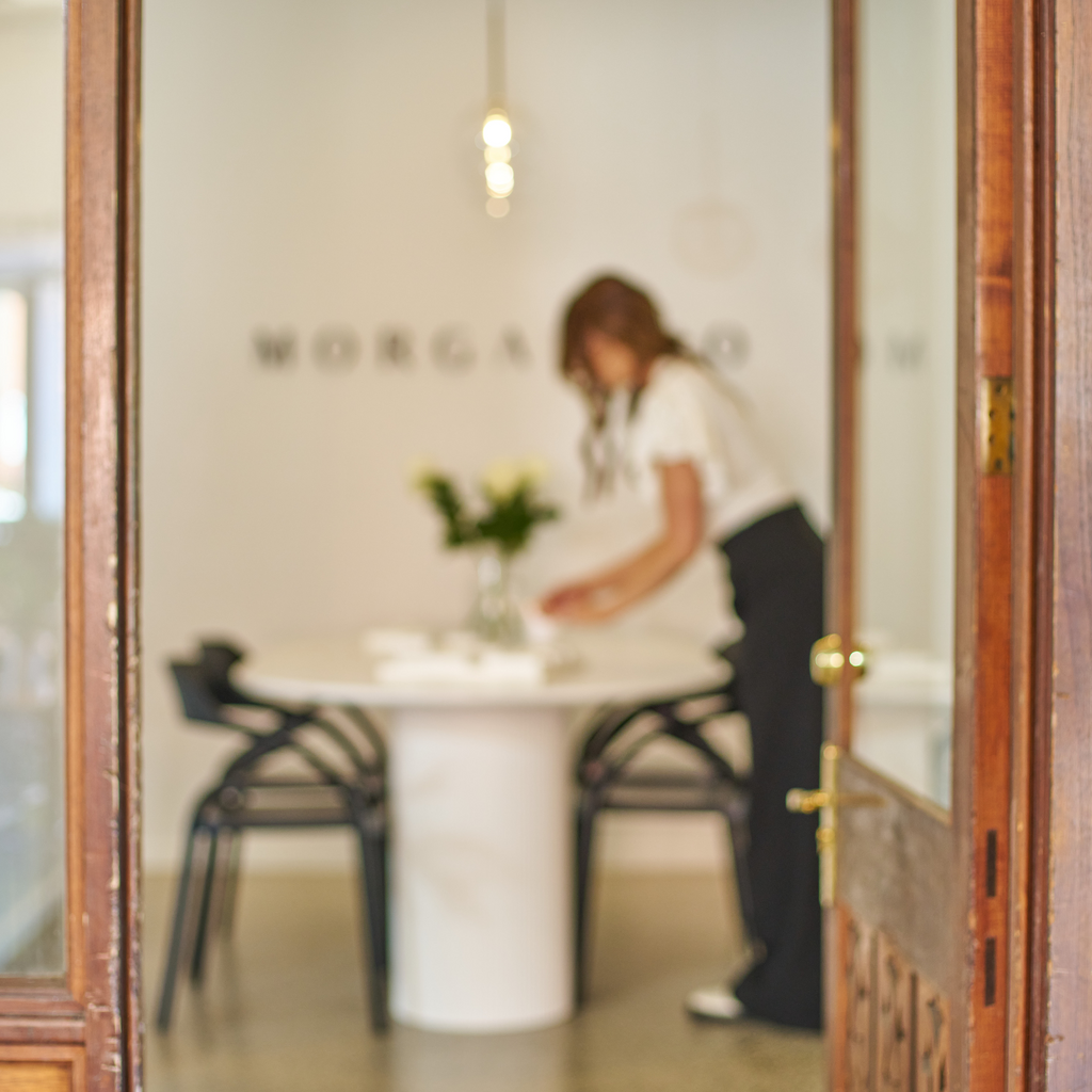 Custom Engagement Rings vs Off-the-Shelf: Surprising Facts!